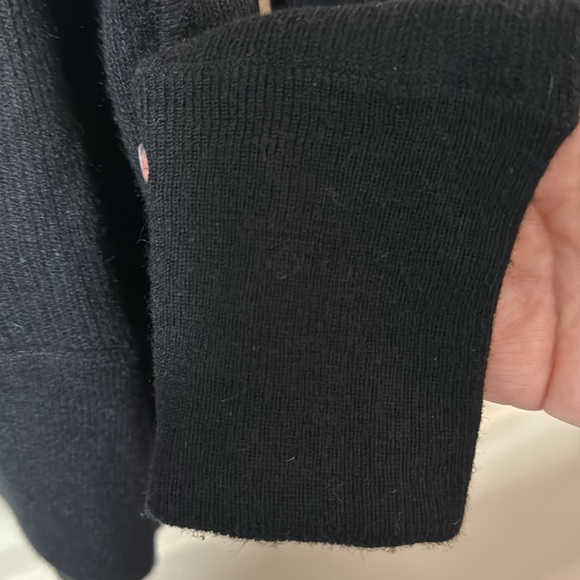 Community oversized ribbed sweater in black - Picture 3 of 6